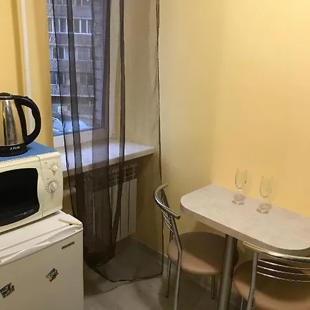 сдам посуточно ул доброхотова 28 Daily Rent St Dobrokhotova 28 Апартаменти